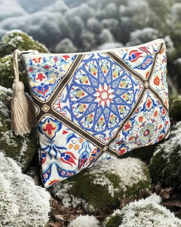 Pochette Anastasia